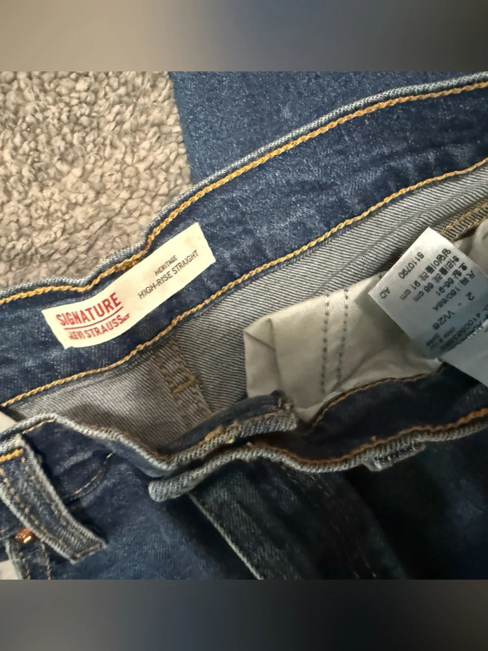 Signature by Levi Strauss Dark Blue Frayed Hem Women’s Jeans